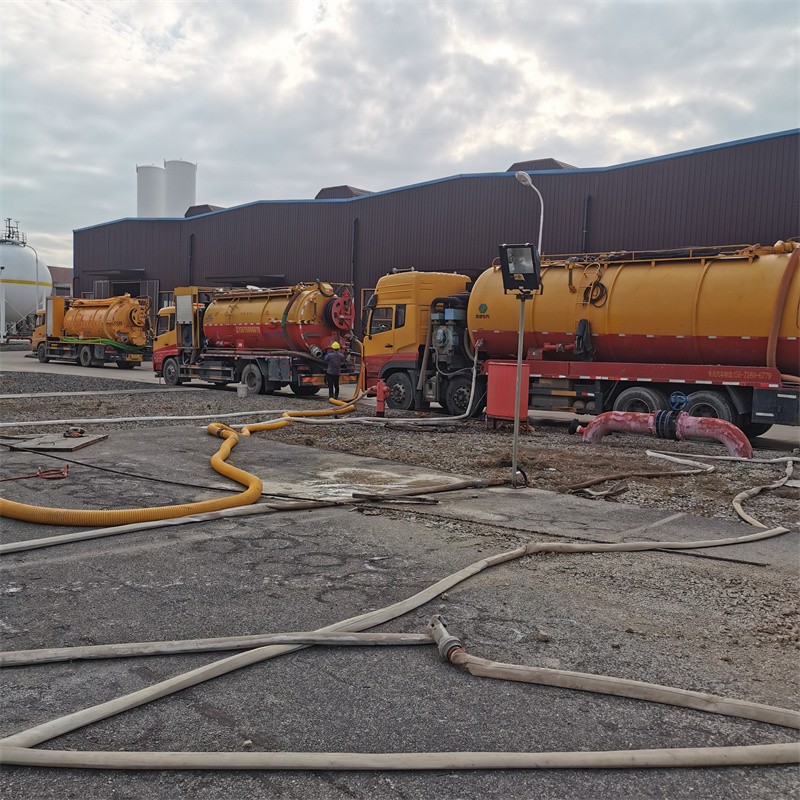 清镇污水池清理