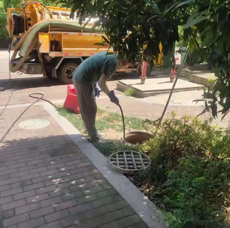 清镇市政排污管道清淤疏通——专业团队，让您全程省心！